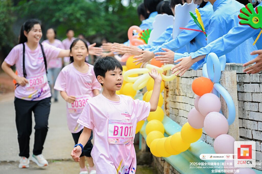 氛圍組1.JPG