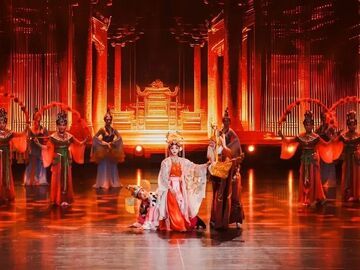 川腔绕盐都 梨园暖新春