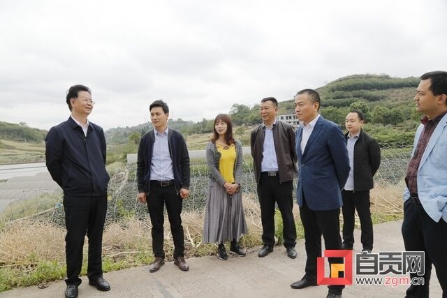大安區(qū)委書記張昭國帶隊督查調(diào)研三多寨鎮(zhèn)脫貧攻堅工作及4A 級景區(qū)打造項目推進(jìn)情況 (2).JPG