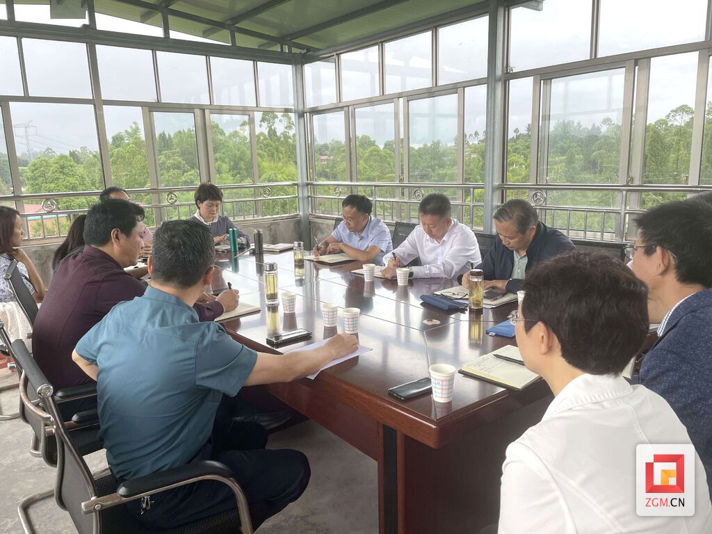 下载图片 (2).jpg