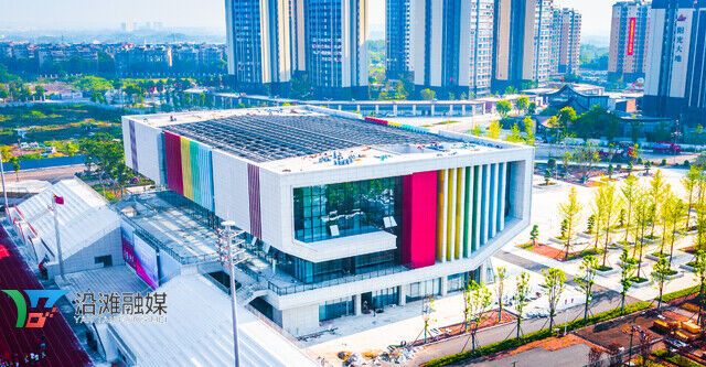 多功能体育中心 (2).jpg