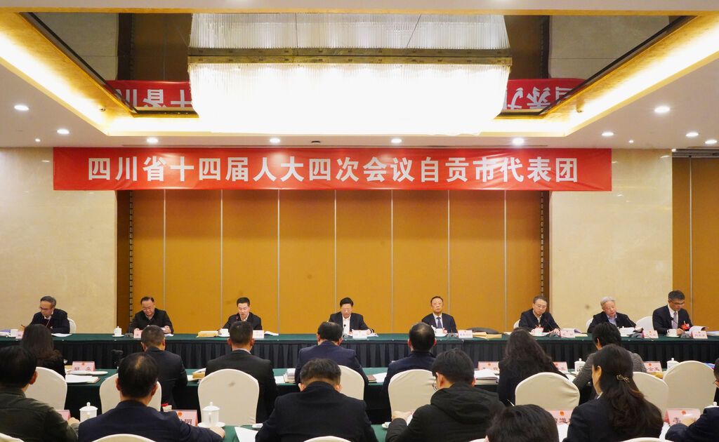 FFEFD672ACB6AB57AB1A3111FBF86130 拷贝.jpg