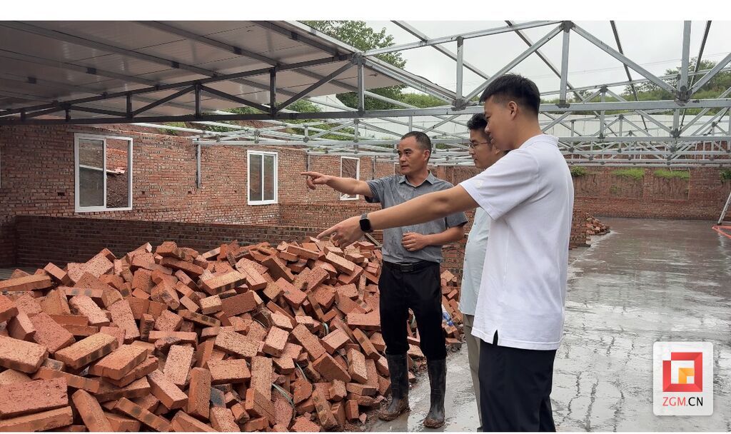 梦竹沟养殖场新建4个生猪单元,计划年内投产。实习生 李雅琪 摄.jpg