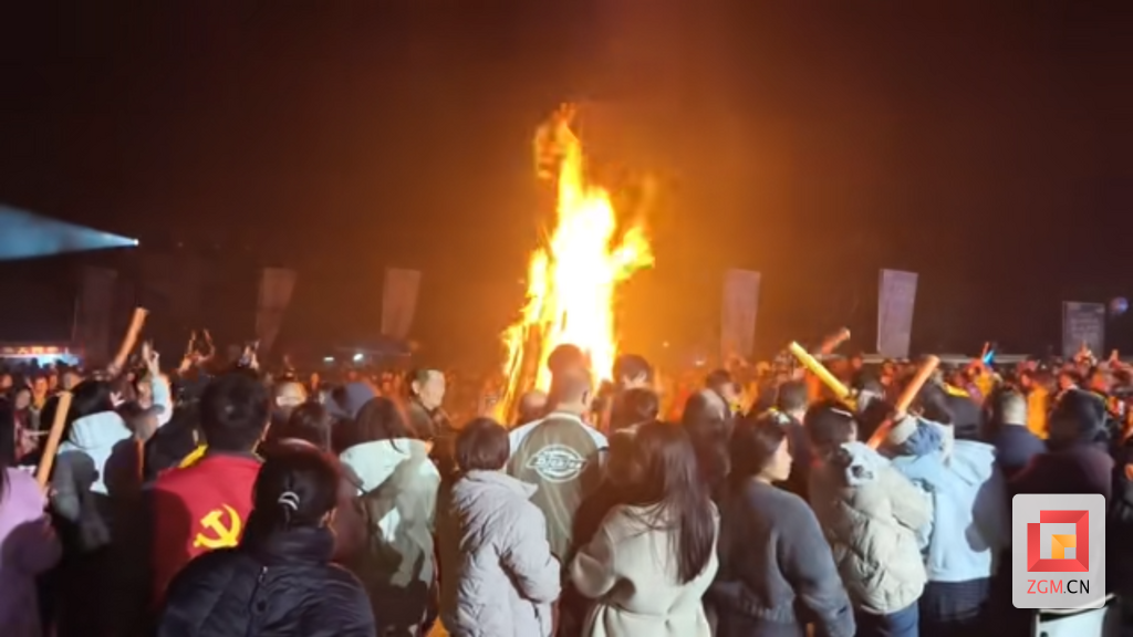 屏幕截图 2025-11-22 225139.png