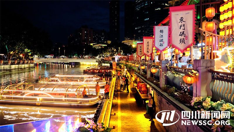 夜游锦江东门码头.jpg