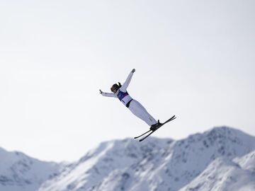 第二金！徐梦桃夺得米兰冬奥会自由式滑雪女子空中技巧金牌
