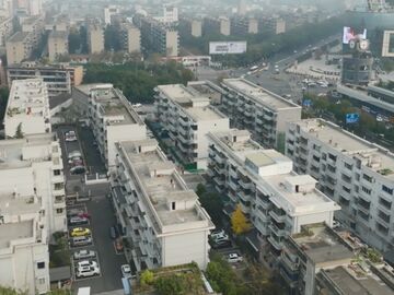 当小区业主们真正攥住物业管理“钱袋子”，小区治理居然轻松起来了？