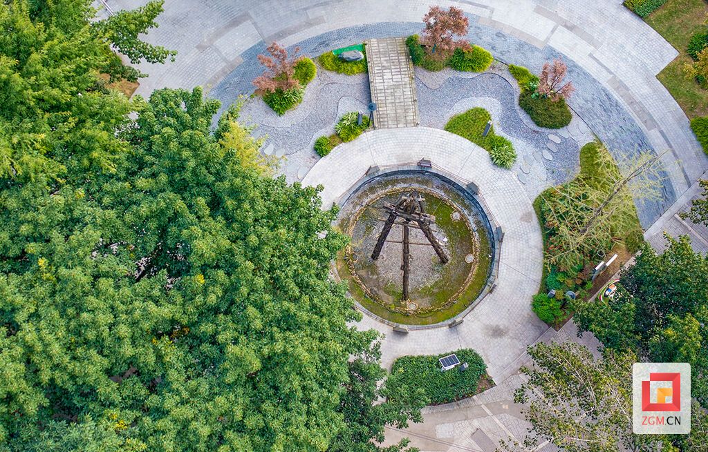 秋日俯瞰小桥井口袋公园.jpg