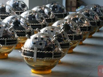 贝加尔湖底，藏着“四川造”！我国自研高能中微子望远镜样机成功布放