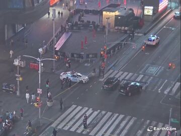 美国纽约时报广场发生枪击事件 3人受伤 17岁嫌犯被捕