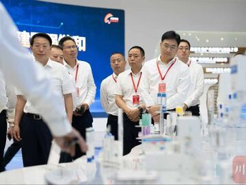 抓产业兴园区 这个高规格会议释放出什么信号？丨省情研究所