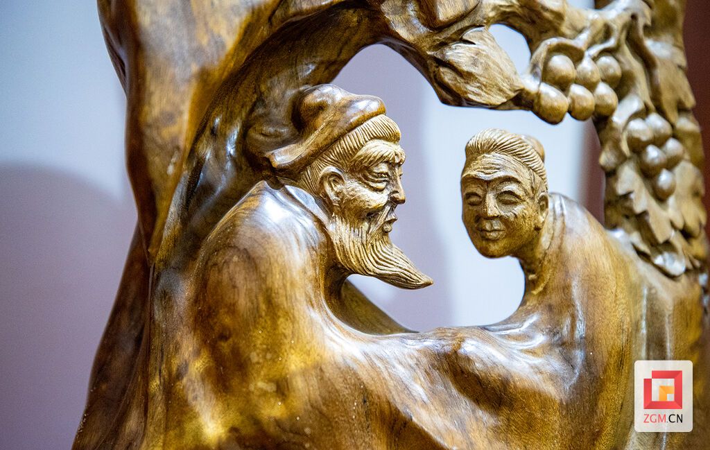 4.惟妙惟肖 记者 叶卫东 摄.jpg