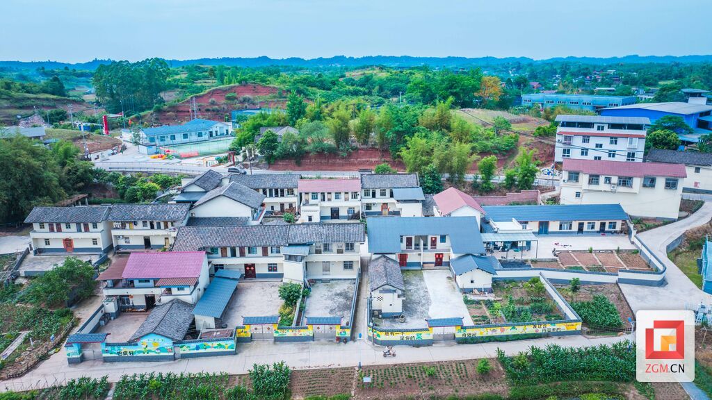 吴方坝小院  宋姿熠 白可摄.jpg