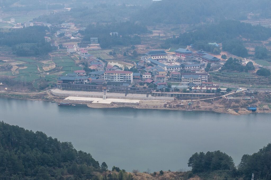 图片说明：渔业村不大，百余户人家，村域面积仅0.5平方公里（怀化日报社全媒体记者 潘雨 摄）.jpg