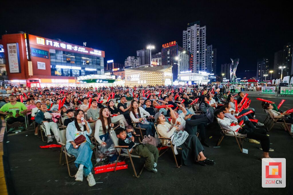 比赛气氛热烈 记者 宋姿熠 摄.jpg