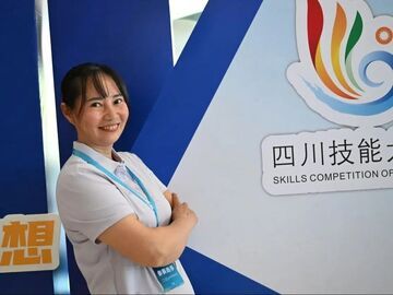 一块抹布擦出全国冠军：资阳听障保洁员备战2027年芬兰国际赛