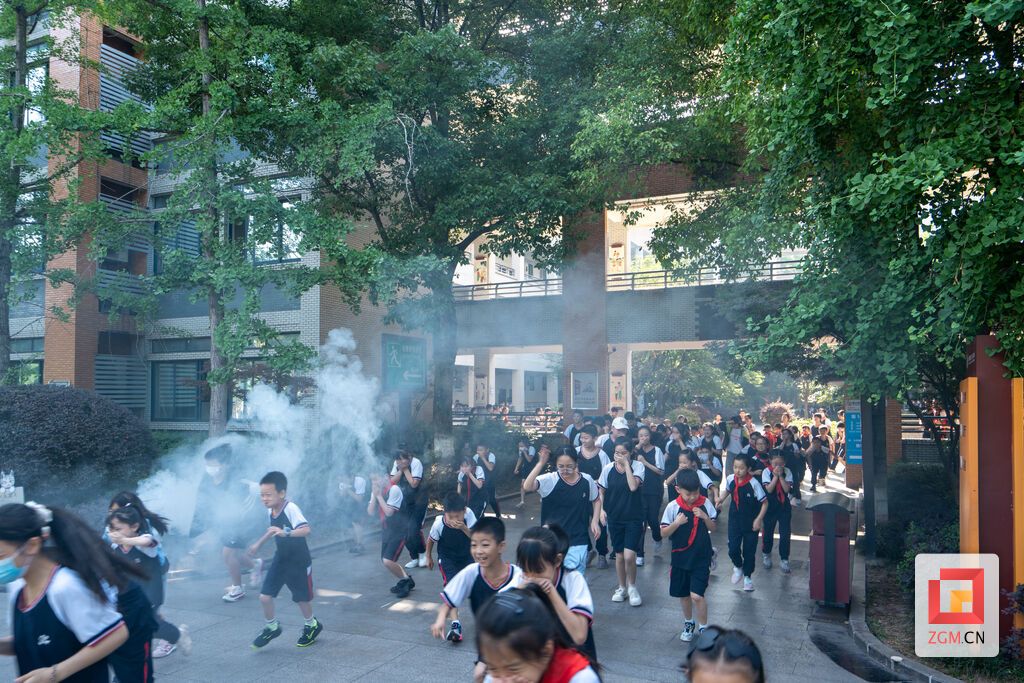微信图片_20250528165249.jpg