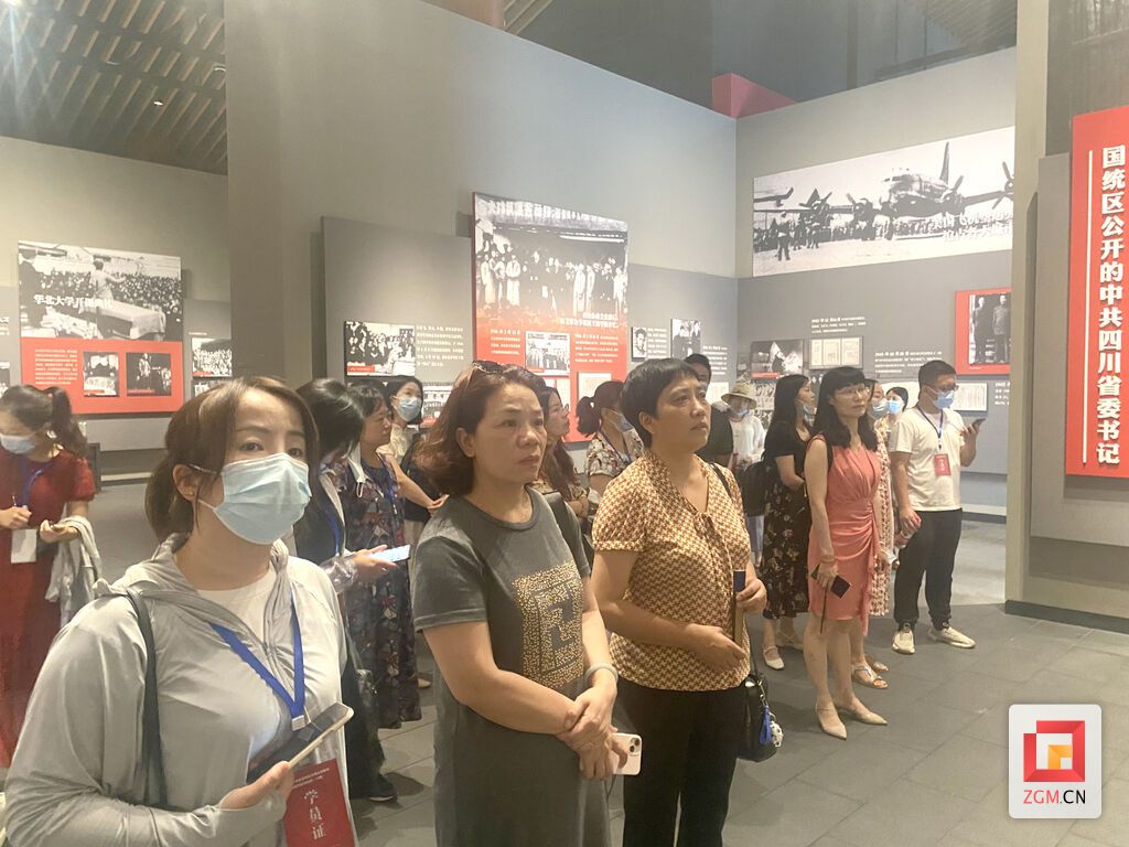 下载图片 (1).jpg
