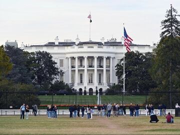 报告：白宫新宴会厅捐资企业手握2790亿美元联邦政府合同