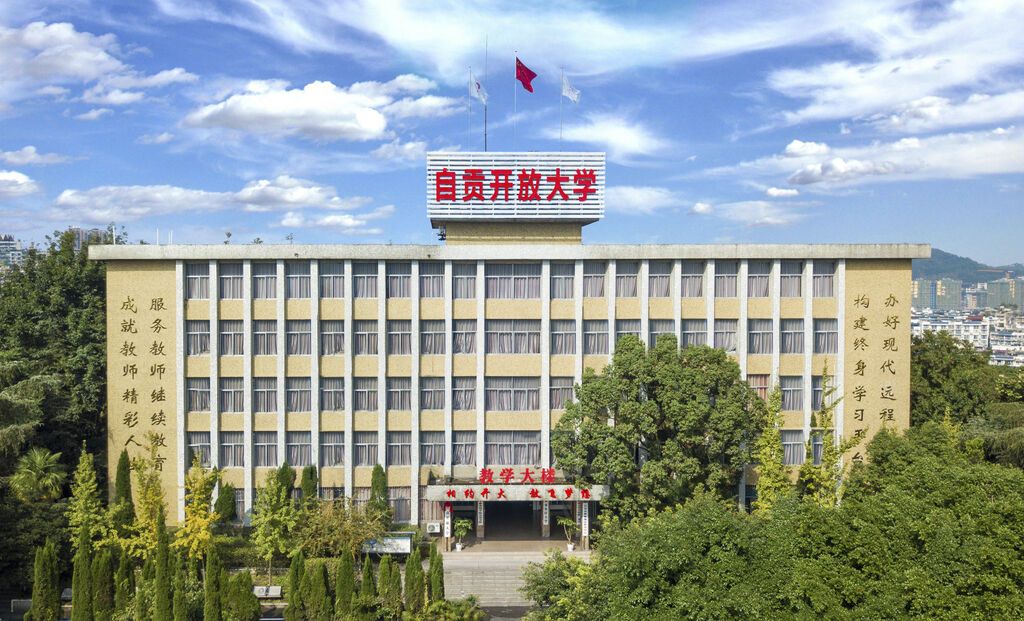 校園風(fēng)景.jpg
