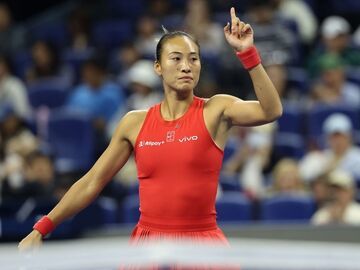 祝贺！郑钦文成为中网首位本土女单冠军