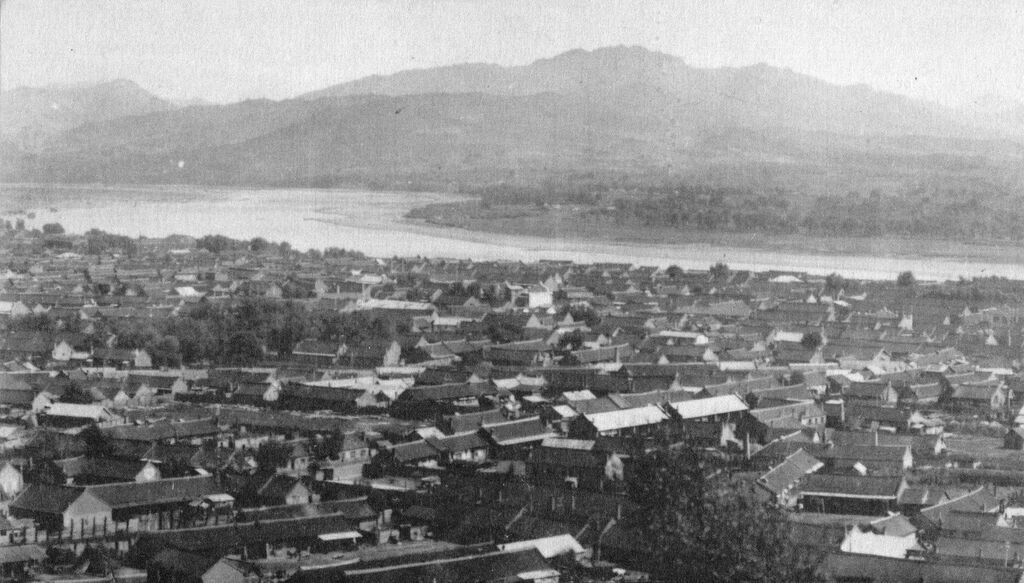 1927年的吉林市。图片由吉林市档案馆提供