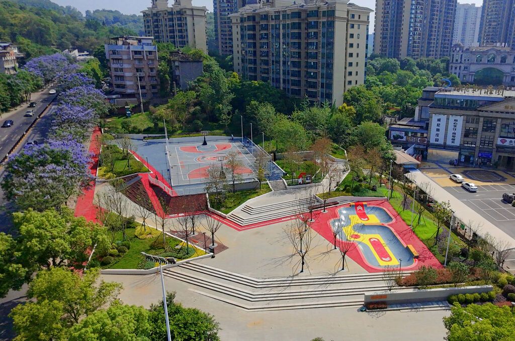 恒大名都口袋公园 记者罗祥瑞 摄 (2).jpg