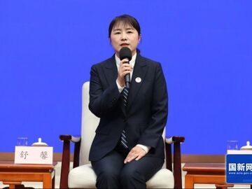 亮相国新办见面会！跑遍甘孜18个市县，公证员舒馨是群众信赖的“舒老师”