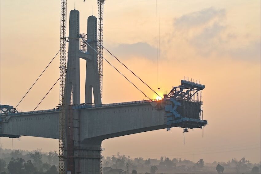 俯瞰大橋。成達(dá)萬高鐵公司供圖