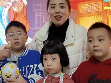 首个秋假 自贡“花样”玩儿法带动文旅消费热