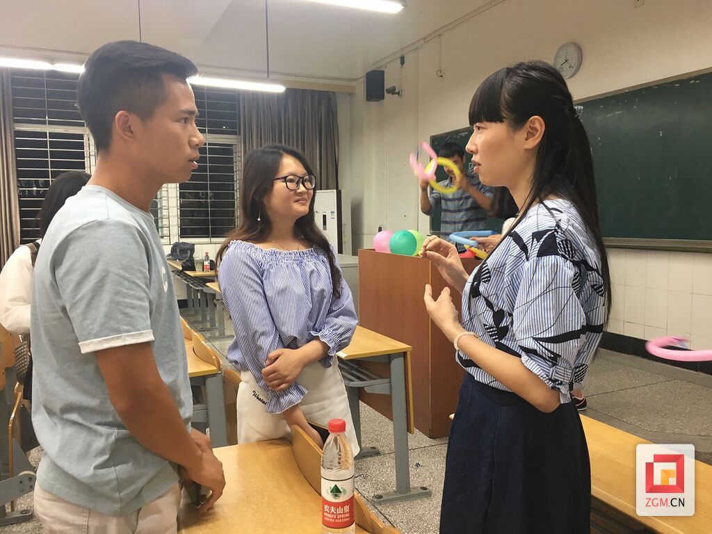 商討社治項(xiàng)目.jpg