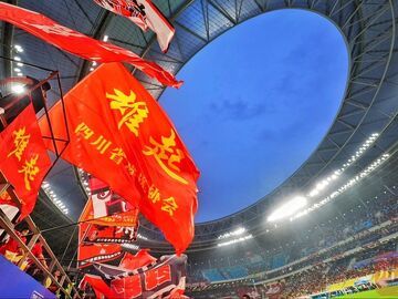 川超等精彩赛事串联小长假 观赛又“打卡”成为假日热潮