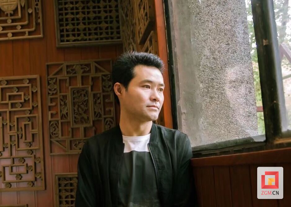 周弋寒.jpg