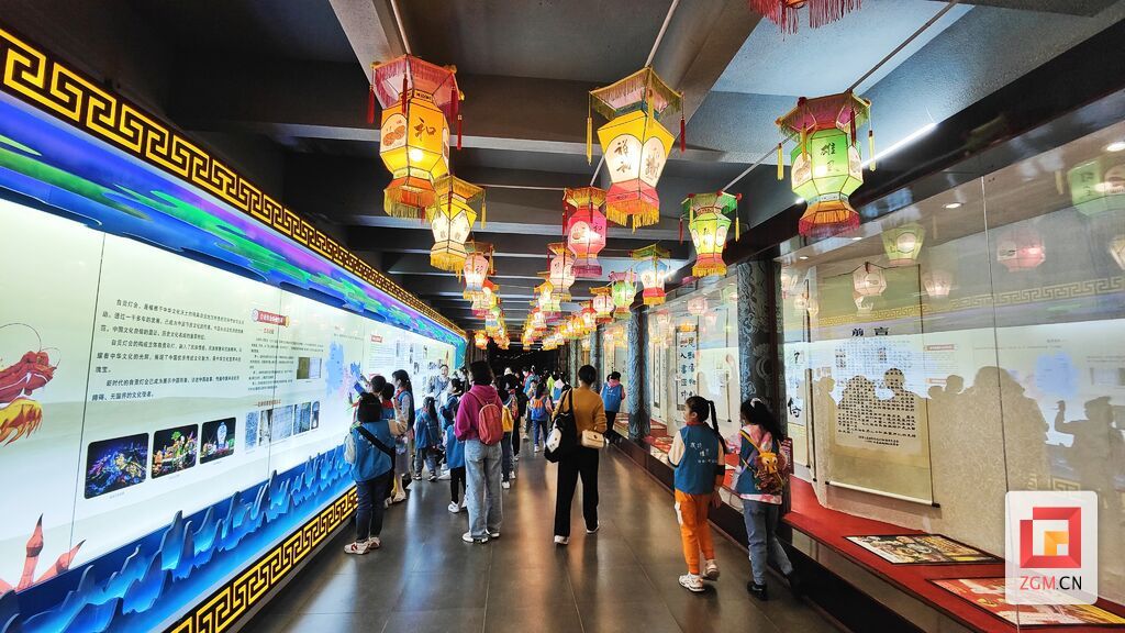 彩燈博物館.jpg