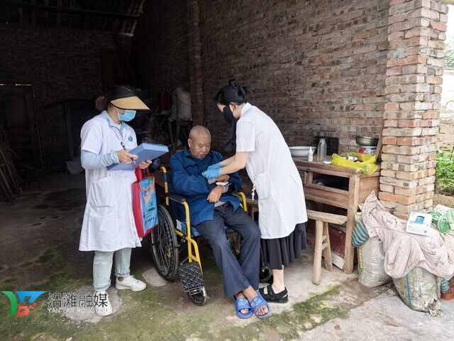 健康敲门1.jpg