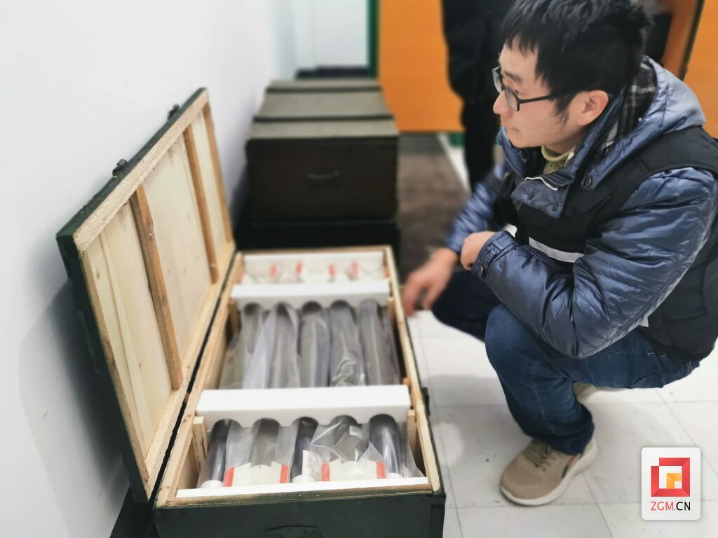 領(lǐng)取火箭彈.jpg