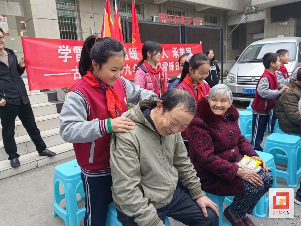 古佛鎮(zhèn)中石九年制學校.jpg