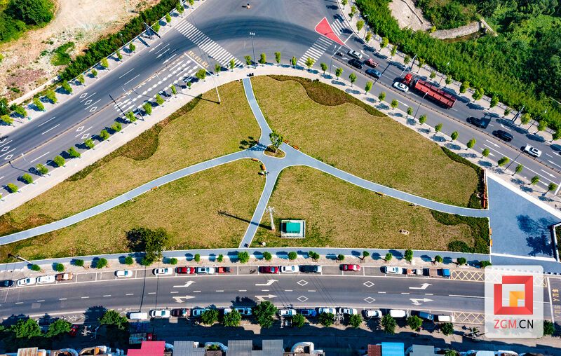 唯美的街新空间.jpg