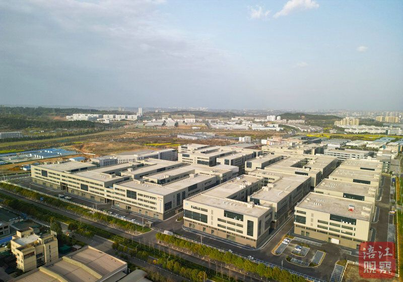 江纪国.jpg