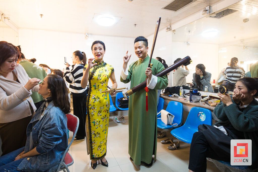 林萍缪德龙夫妇对戏