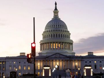 明州“越闹越乱” 美国会民主党人要求国土安全部长下台