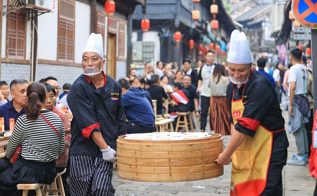 富順:趙化千人壩壩宴.jpg