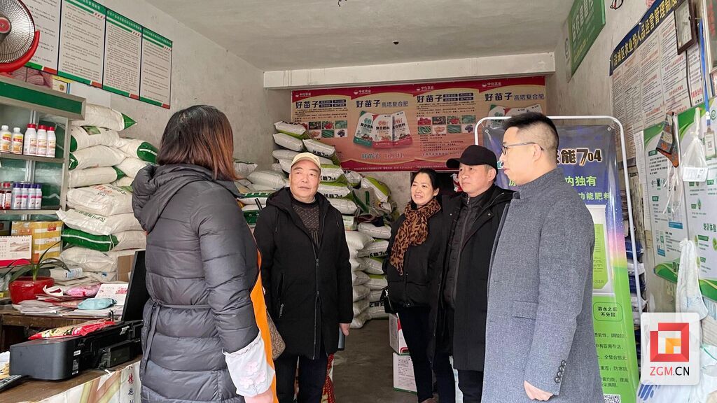 加强农资市场检查监管.jpg