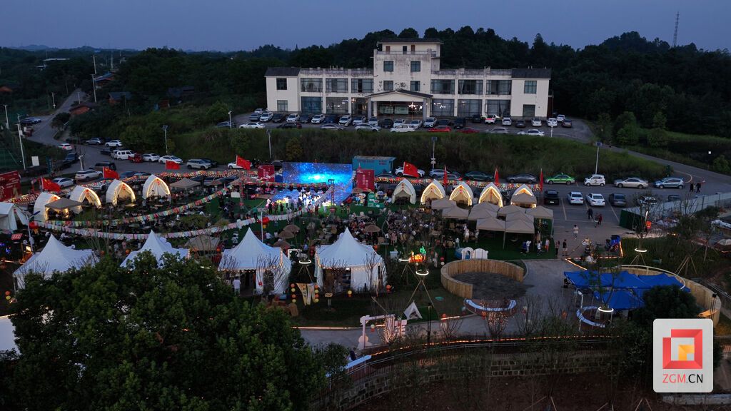 青龙湖房车营地 (3).jpg