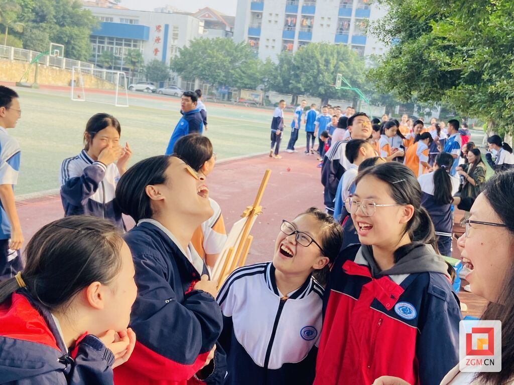 f65577b8fd2a50cfa842af495e62746.jpg