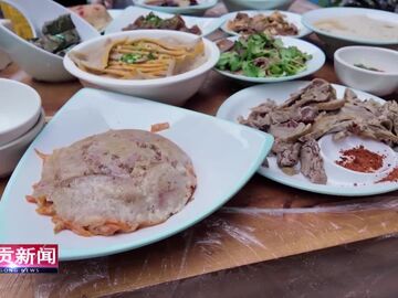 自贡新闻｜恐龙巡游邂逅千人同席 自贡多彩文旅激活假日经济