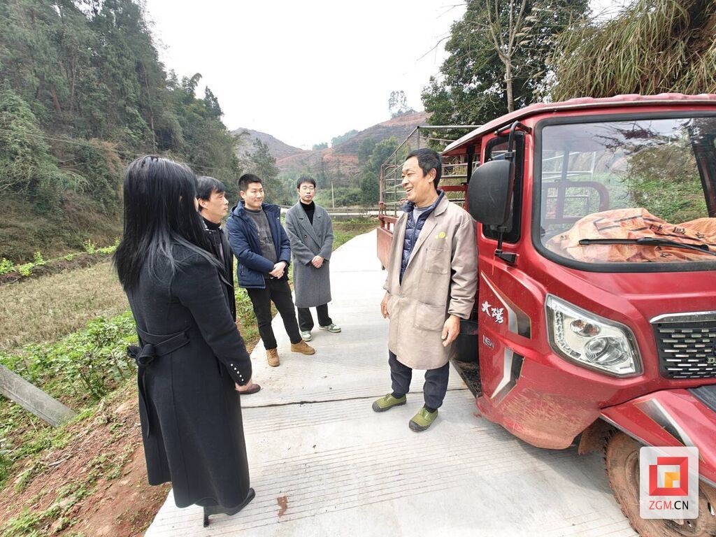 傾聽民聲.jpg