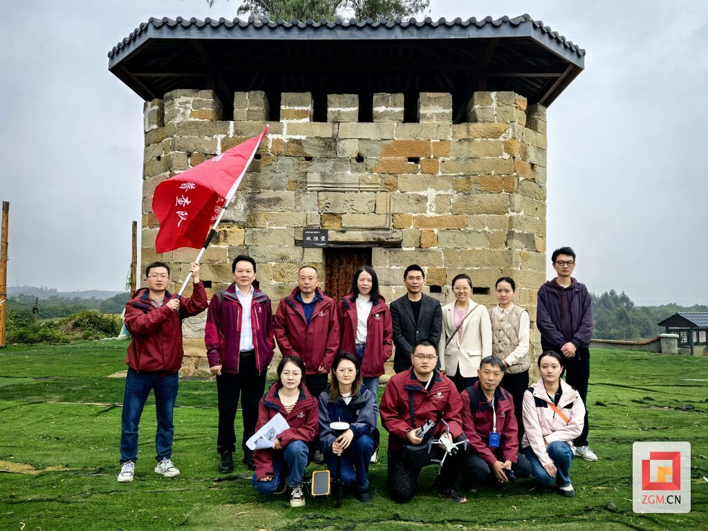 TOVU7751.JPG
