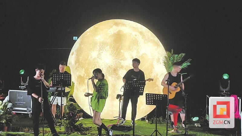 仙市古镇草地音乐会
