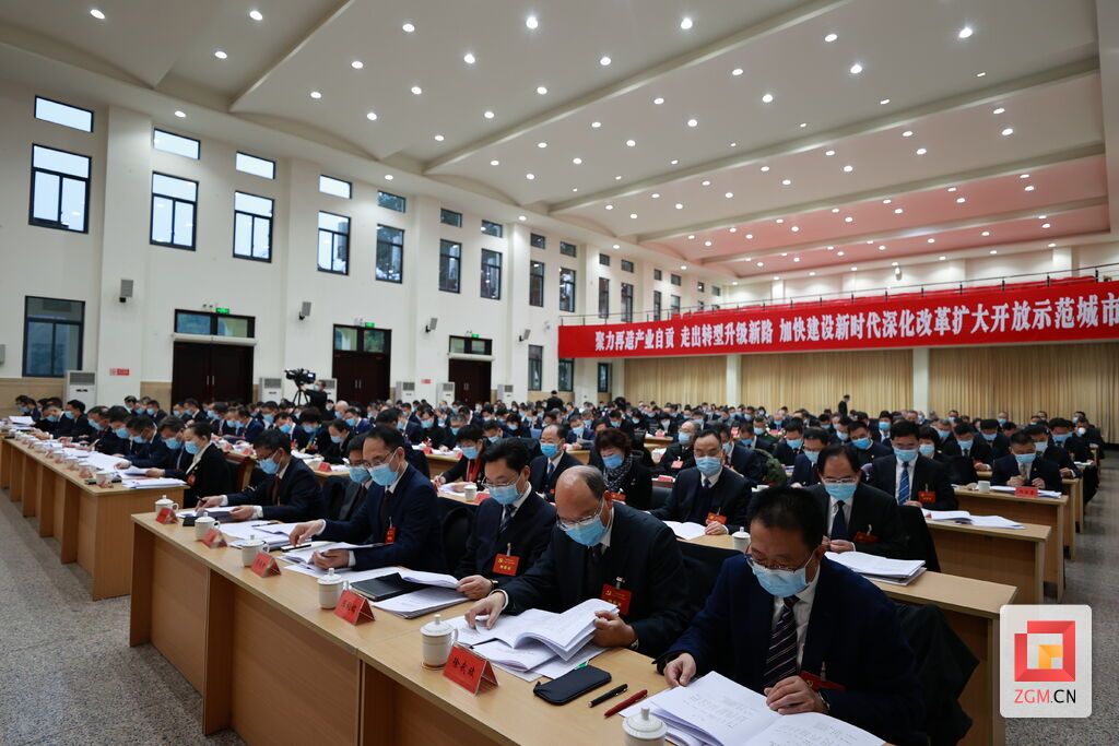 51BEDCA34A1B8A3325F097348ABE1DE1.jpg